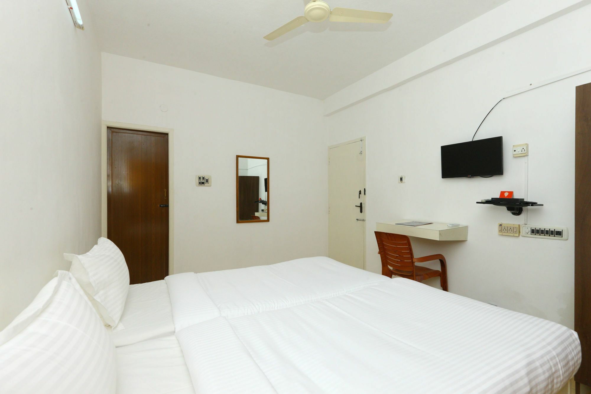 Oyo 9261 Spl Serviced Apartments Sholinganallur Siruseri Exterior foto